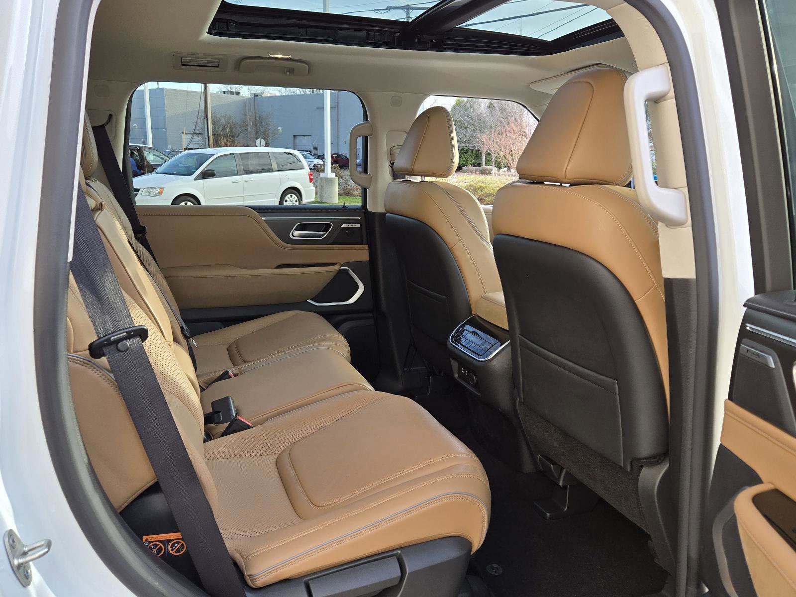 Certified 2026 INFINITI QX80 Luxe w/ Cargo Package image 18