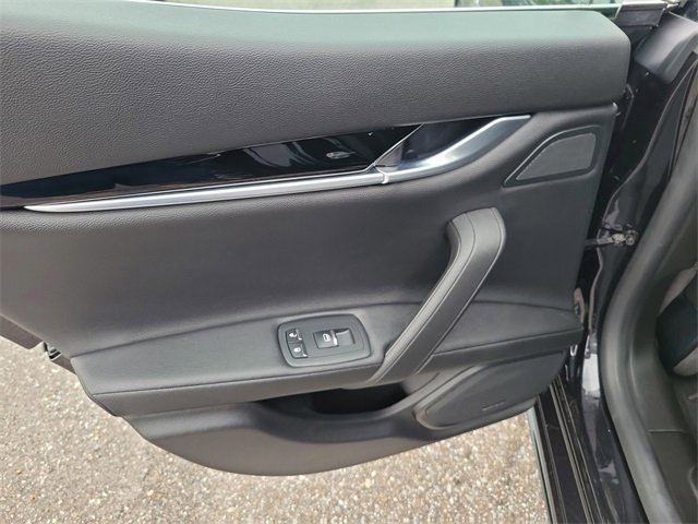 Certified 2022 Maserati Ghibli Modena Q4 image 10