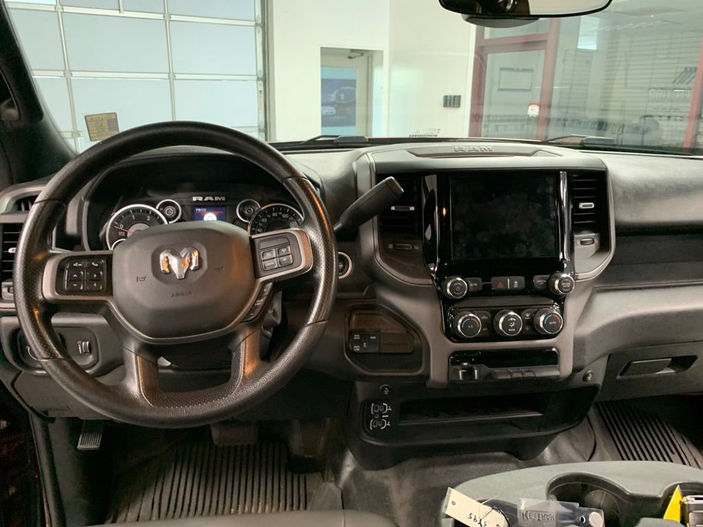 Used 2021 RAM 3500 Tradesman w/ Chrome Appearance Group AWD/4WD image 9