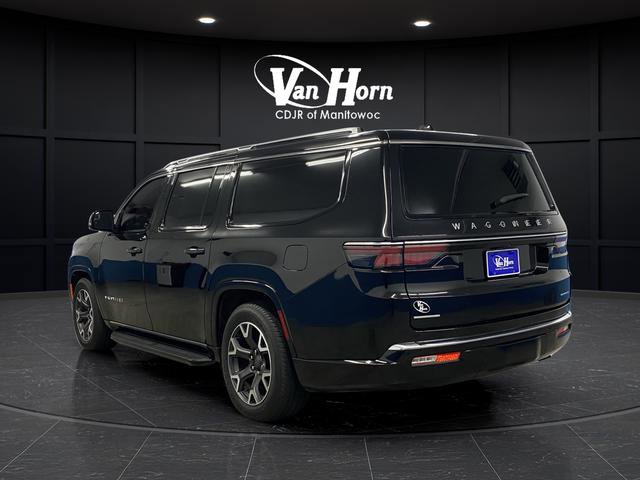 Used 2023 Jeep Wagoneer L Series III w/ Preferred Equipment Group image 3
