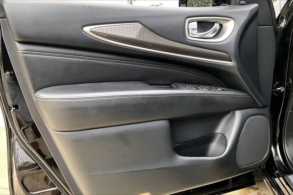 Used 2019 INFINITI QX60 Pure AWD/4WD image 14