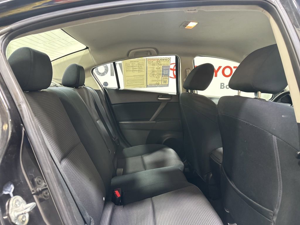 Used 2013 MAZDA MAZDA3 i Sport image 15