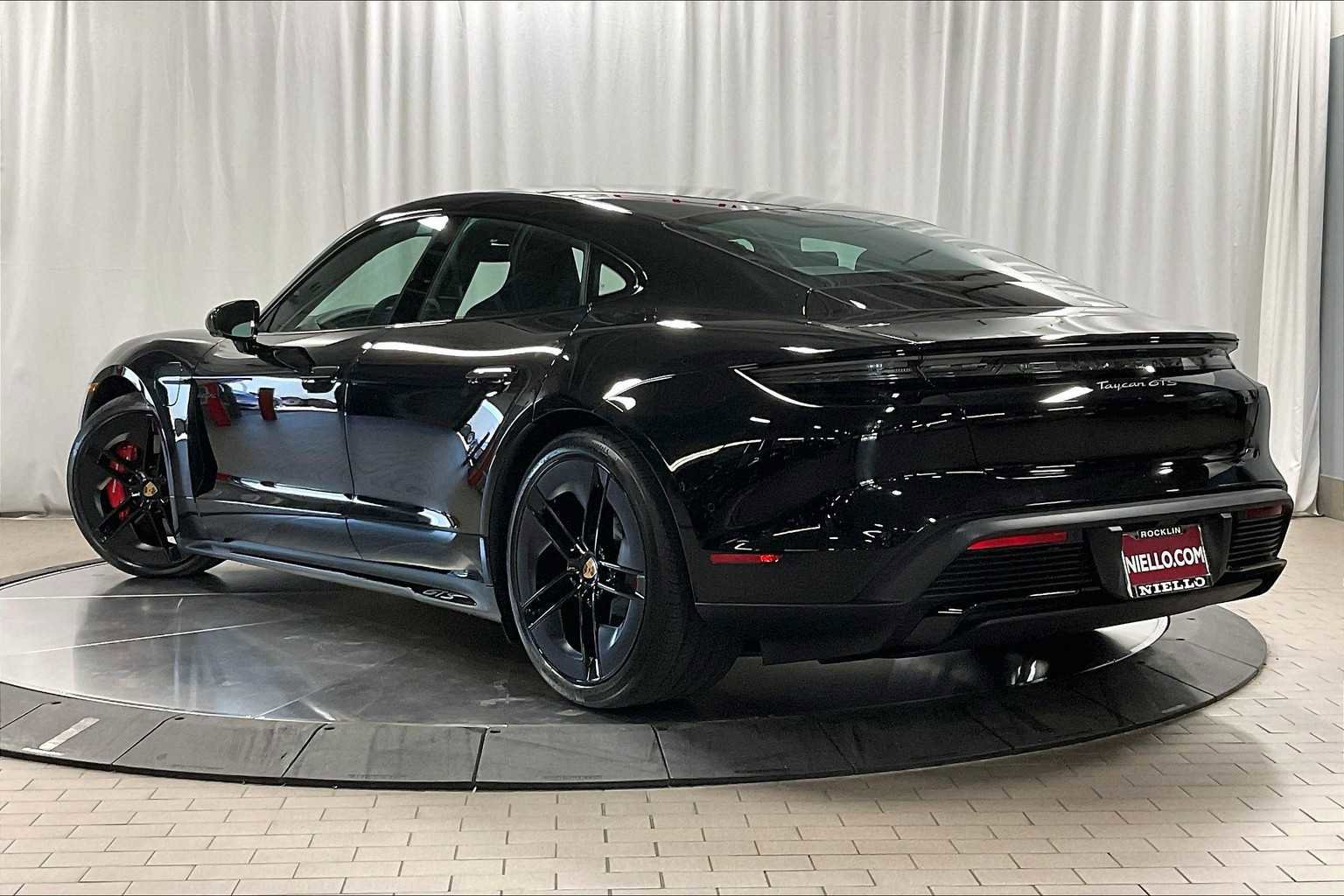 New 2025 Porsche Taycan GTS image 3