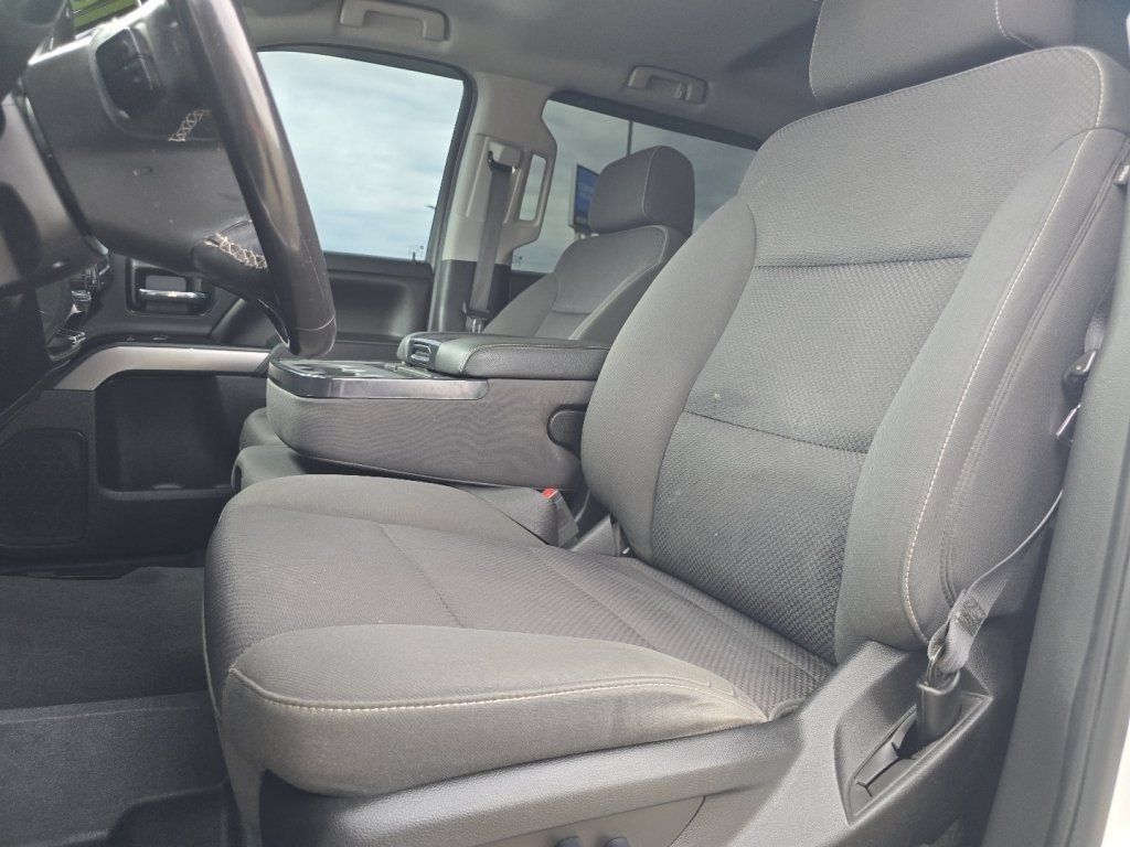 Used 2018 Chevrolet Silverado 1500 LT w/ All Star Edition AWD/4WD image 23