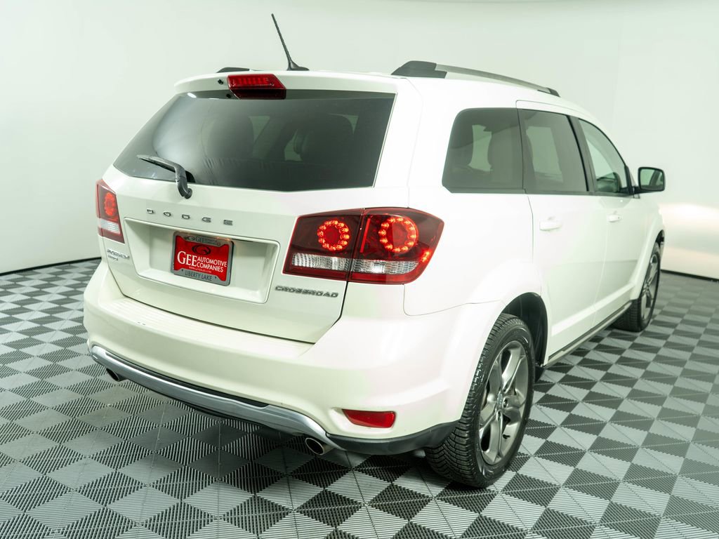 Used 2017 Dodge Journey Crossroad image 6