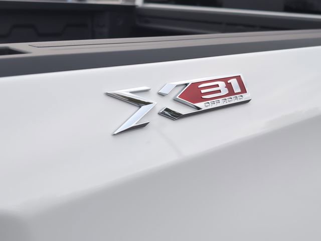 New 2026 GMC Sierra 1500 SLT w/ SLT Premium Plus Package image 9