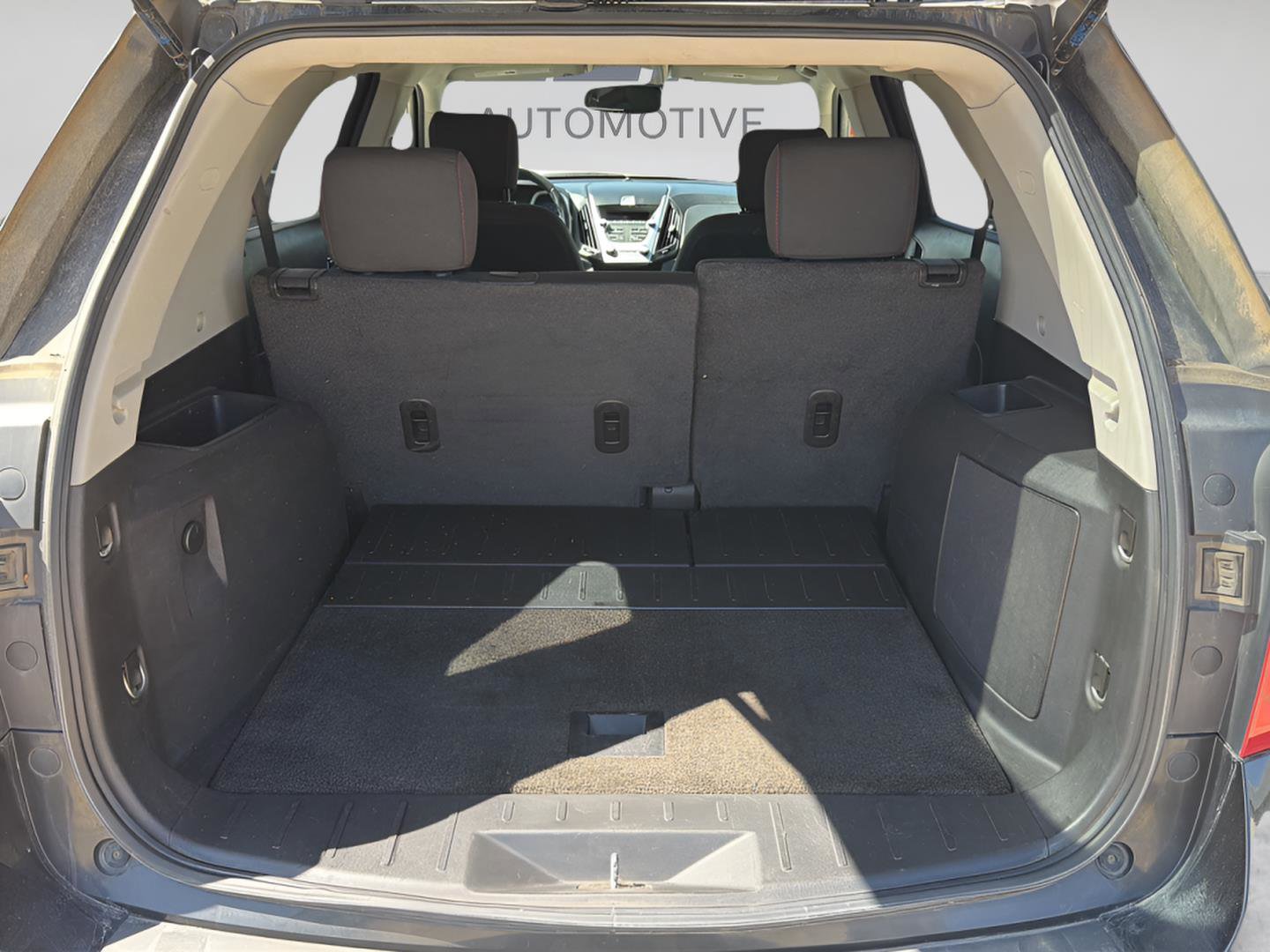 Used 2011 Chevrolet Equinox LT w/ Driver Convenience Package image 18