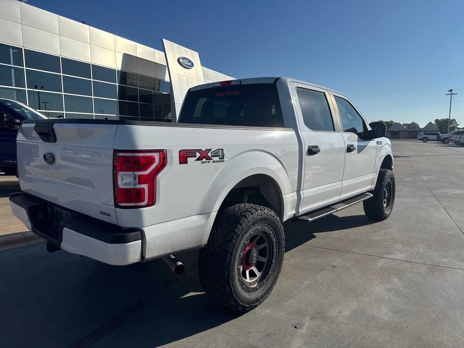 Used 2019 Ford F150 XL w/ Equipment Group 101A Mid AWD/4WD image 3