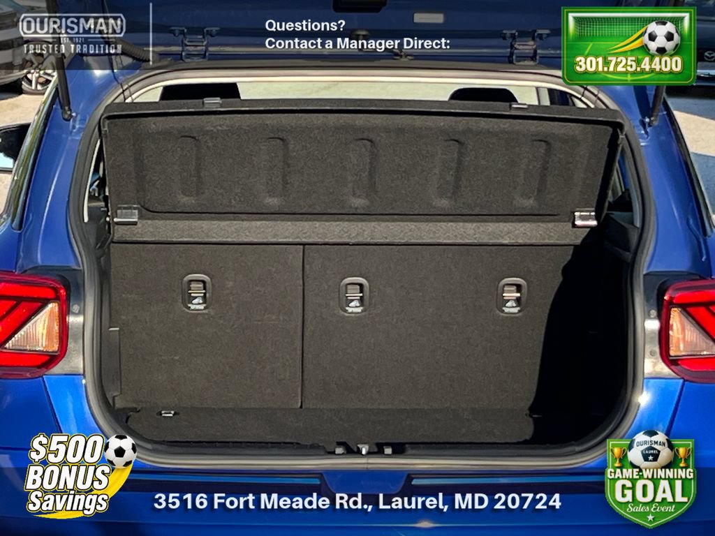 Used 2025 Hyundai Venue SEL FWD image 18