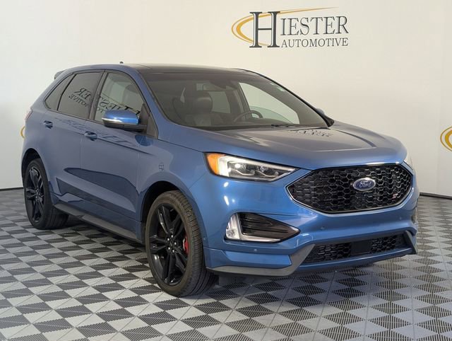 Used 2019 Ford Edge ST w/ Equipment Group 401A AWD/4WD image 2