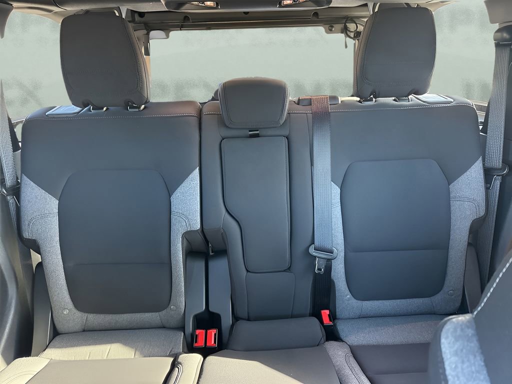 Used 2025 Ford Bronco Big Bend image 10