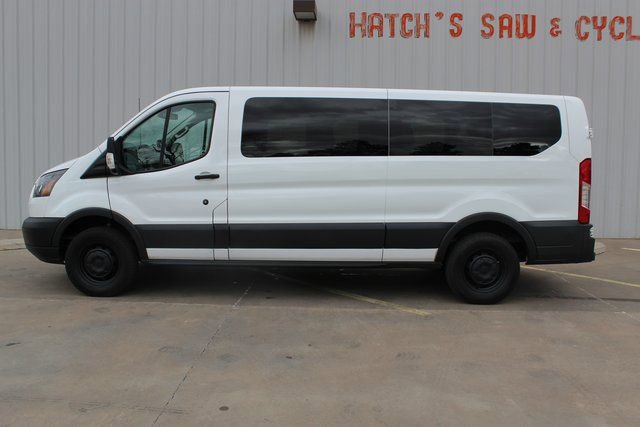 Used 2017 Ford Transit 350 XL image 2