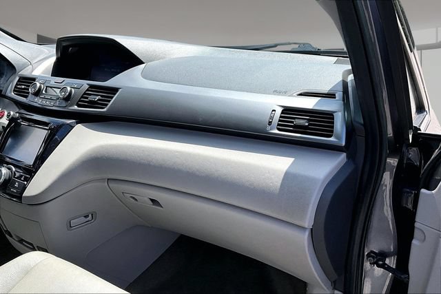 Used 2017 Honda Odyssey EX-L image 25