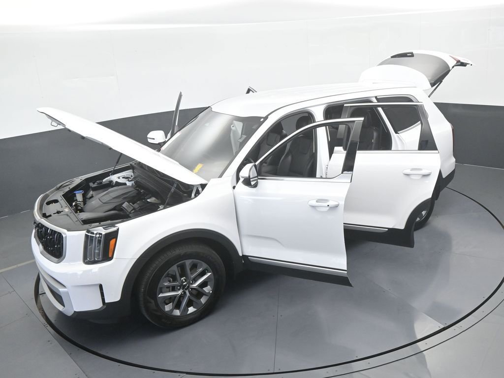 Used 2025 Kia Telluride LX FWD image 67