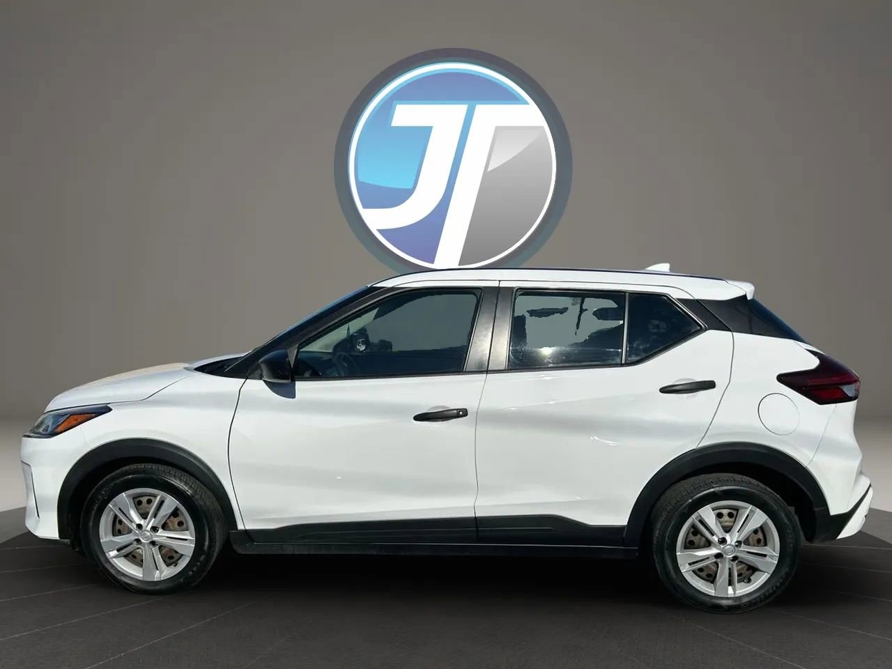 Used 2023 Nissan Kicks S image 16