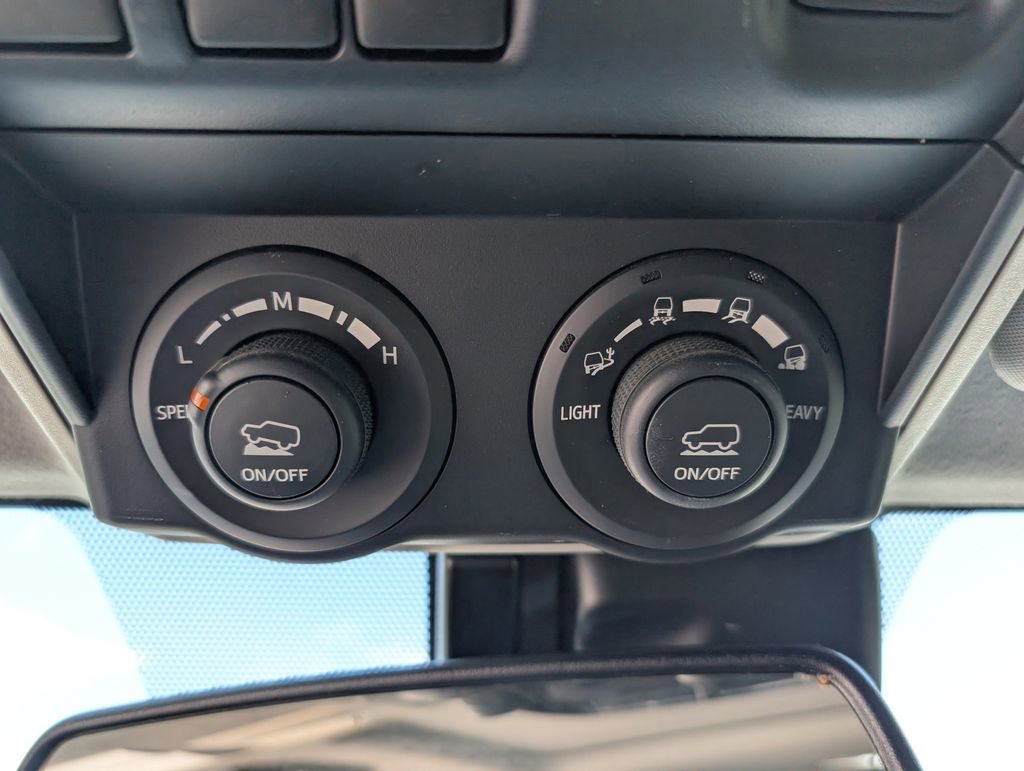 Used 2020 Toyota 4Runner TRD Off-Road Premium w/ Moonroof Package AWD/4WD image 14