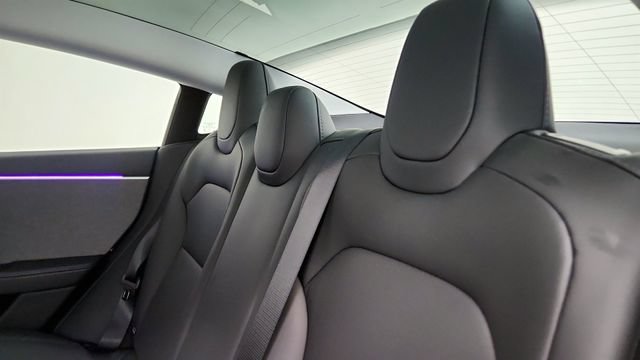 Used 2025 Tesla Model 3 RWD image 41