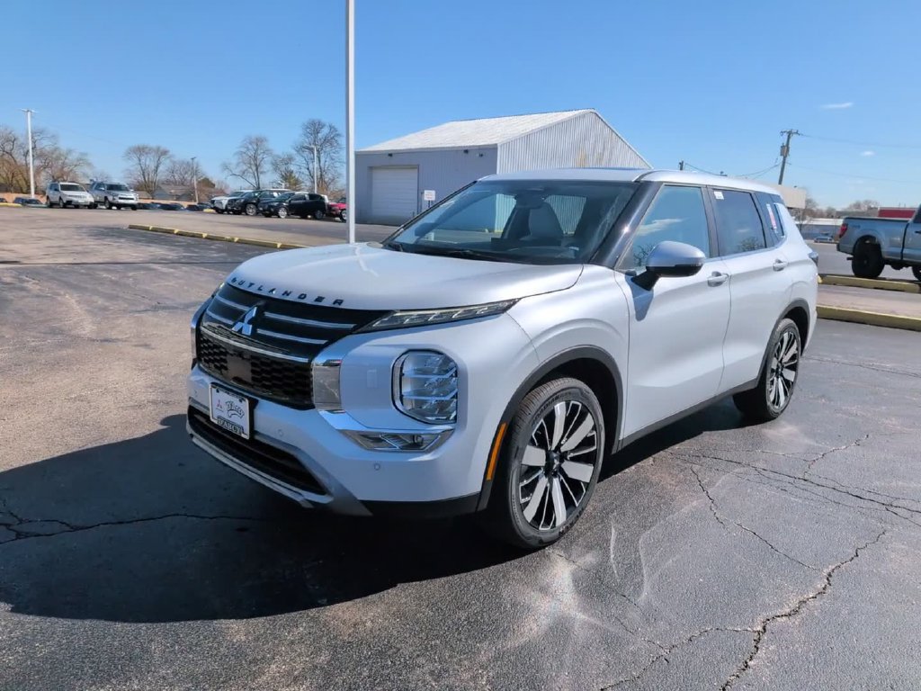 New 2026 Mitsubishi Outlander SE AWD/4WD image 16