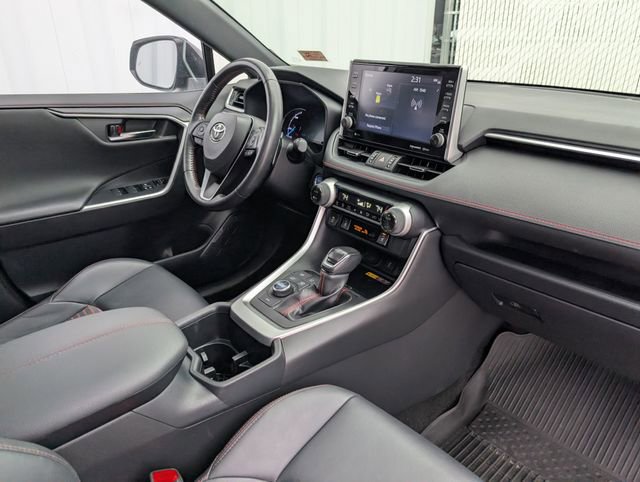 Used 2022 Toyota RAV4 XSE w/ Weather Package image 34