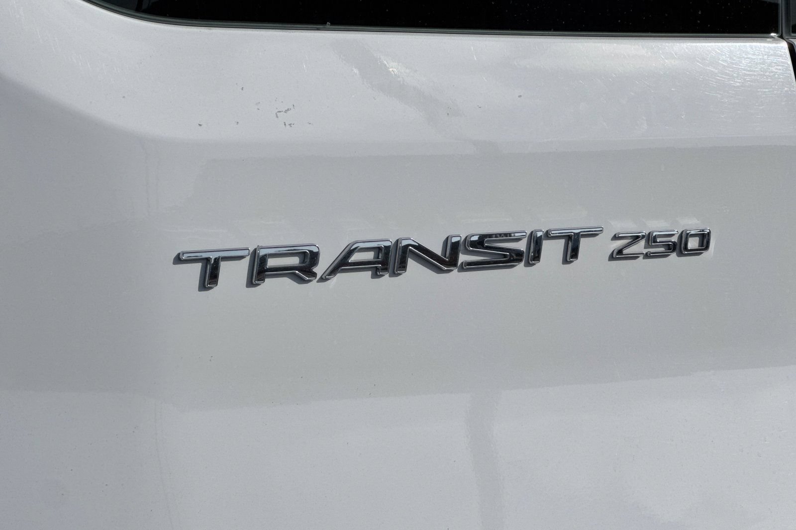 Used 2025 Ford Transit 250 Low Roof w/ Exterior Upgrade Package RWD image 24