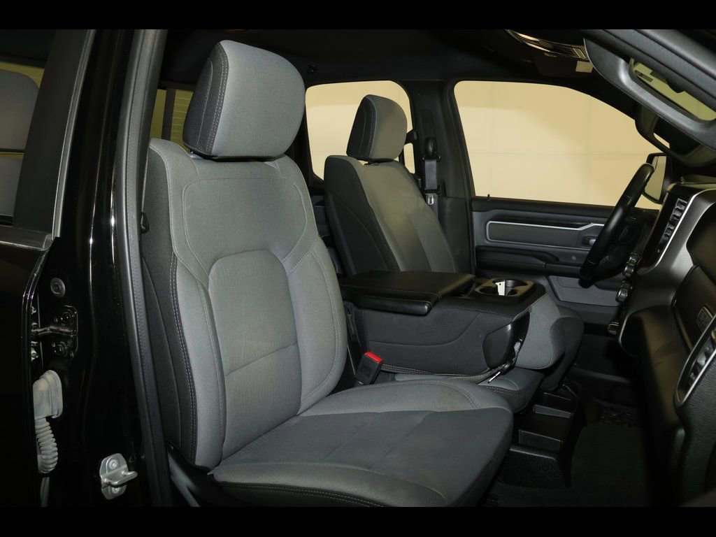 Used 2022 RAM 1500 Big Horn AWD/4WD image 30