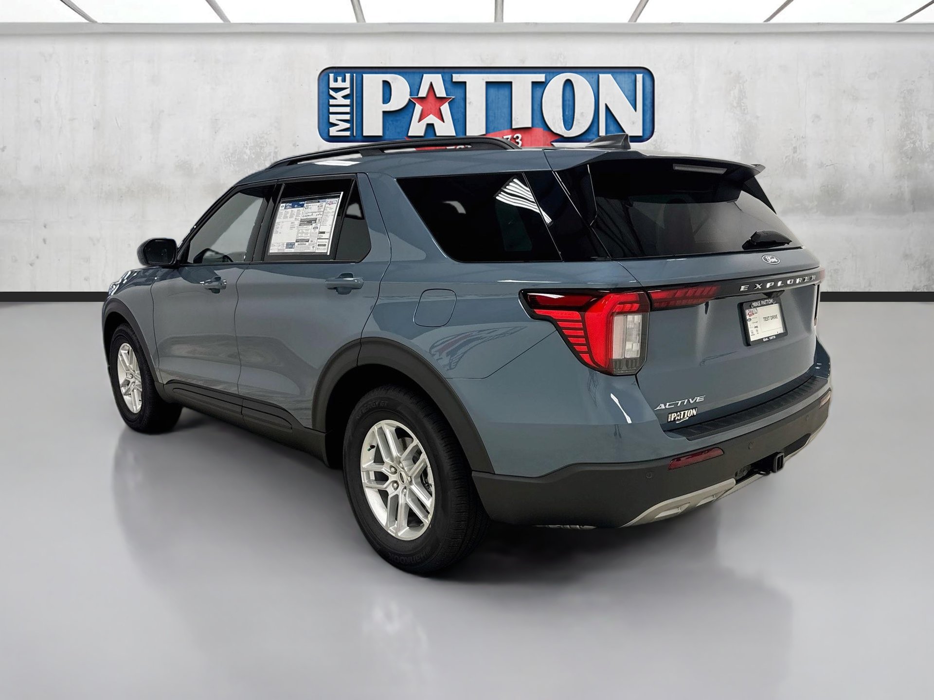New 2027 Ford Explorer Active w/ Active Comfort Package RWD image 5