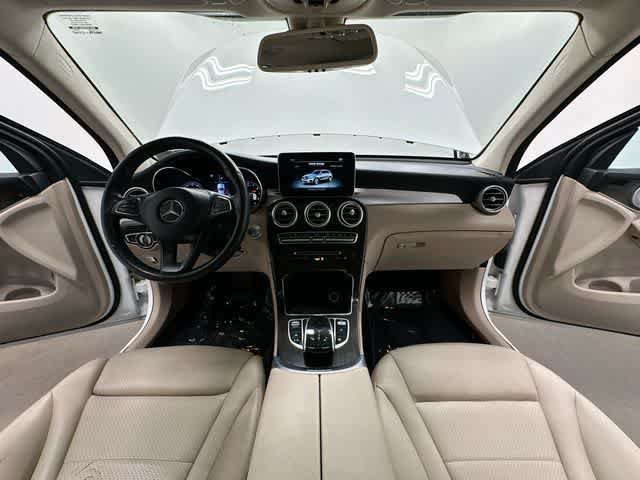 Used 2018 Mercedes-Benz GLC 300 4MATIC image 21