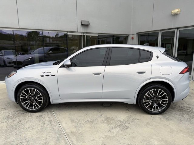 Certified 2023 Maserati Grecale Modena image 6