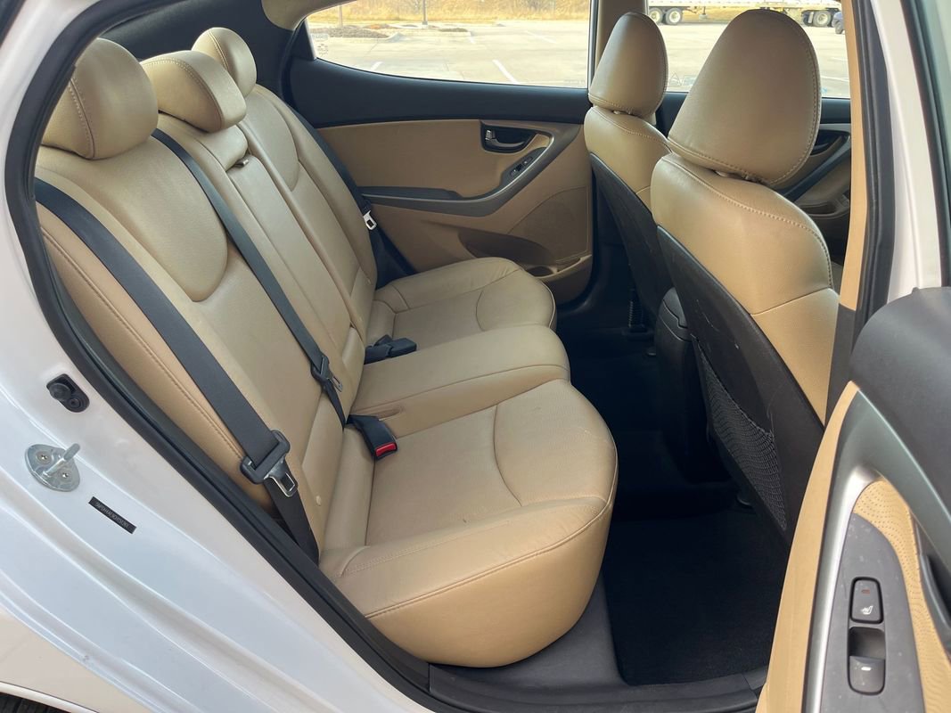 Used 2012 Hyundai Elantra Limited image 17