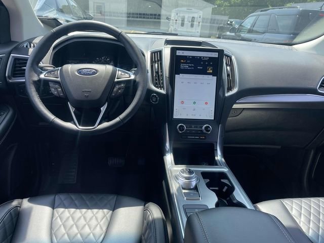 Used 2024 Ford Edge Titanium AWD/4WD image 15