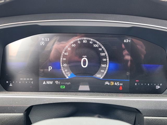 New 2024 Volkswagen Tiguan SE image 11