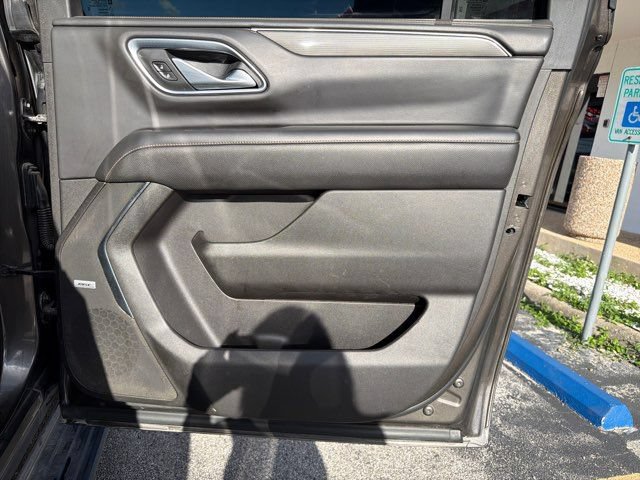 Used 2021 GMC Yukon XL AT4 w/ Technology Package AWD/4WD image 59