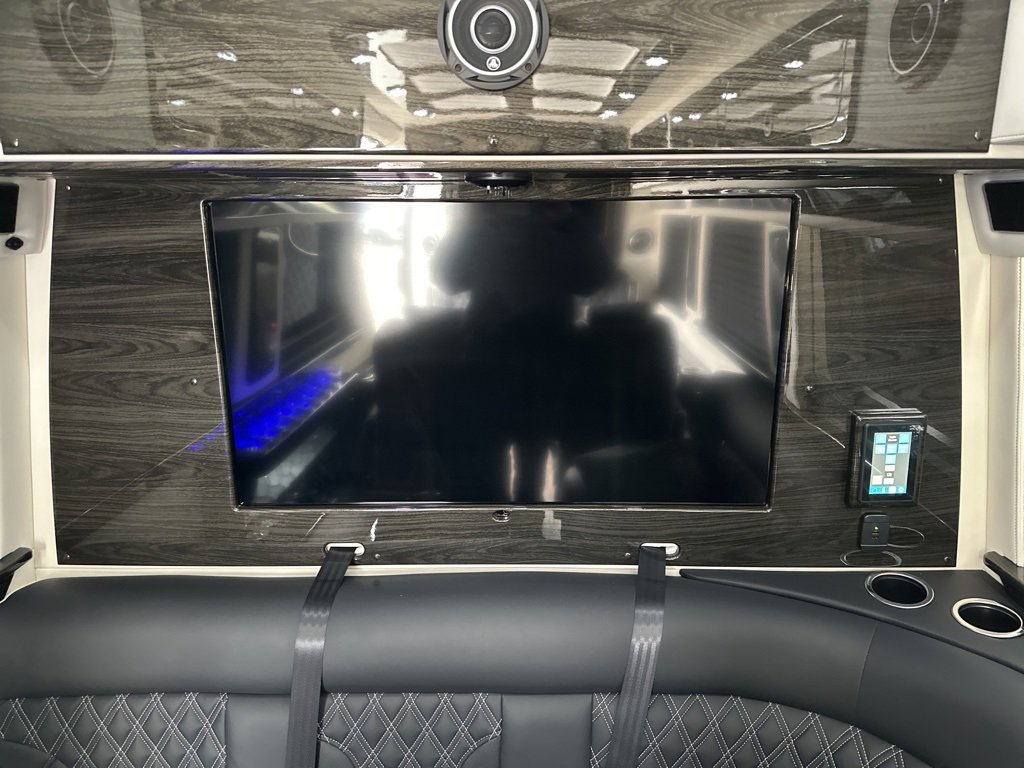 Used 2023 Mercedes-Benz Sprinter 3500 image 49