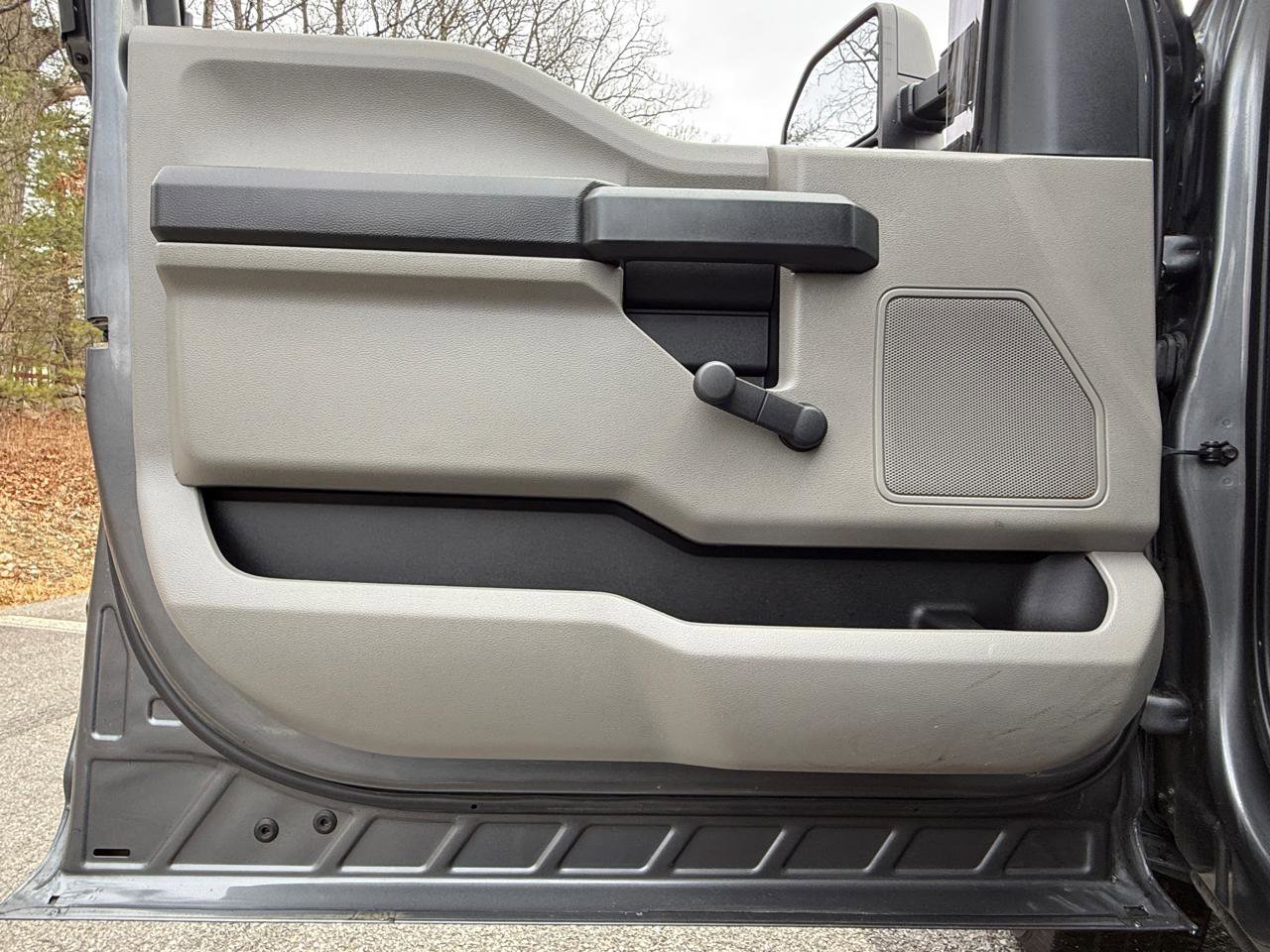 Used 2022 Ford F350 XL image 9