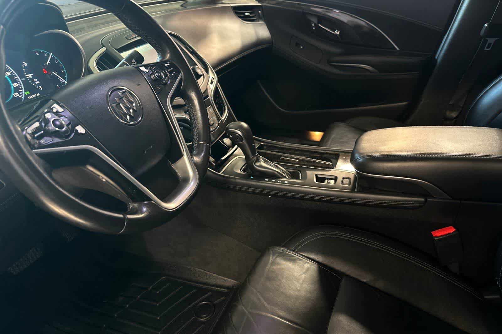 Used 2015 Buick LaCrosse Leather FWD image 12