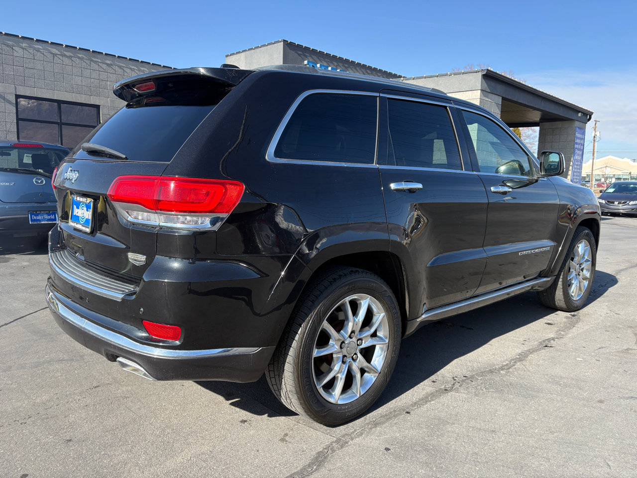 Used 2014 Jeep Grand Cherokee Summit image 5