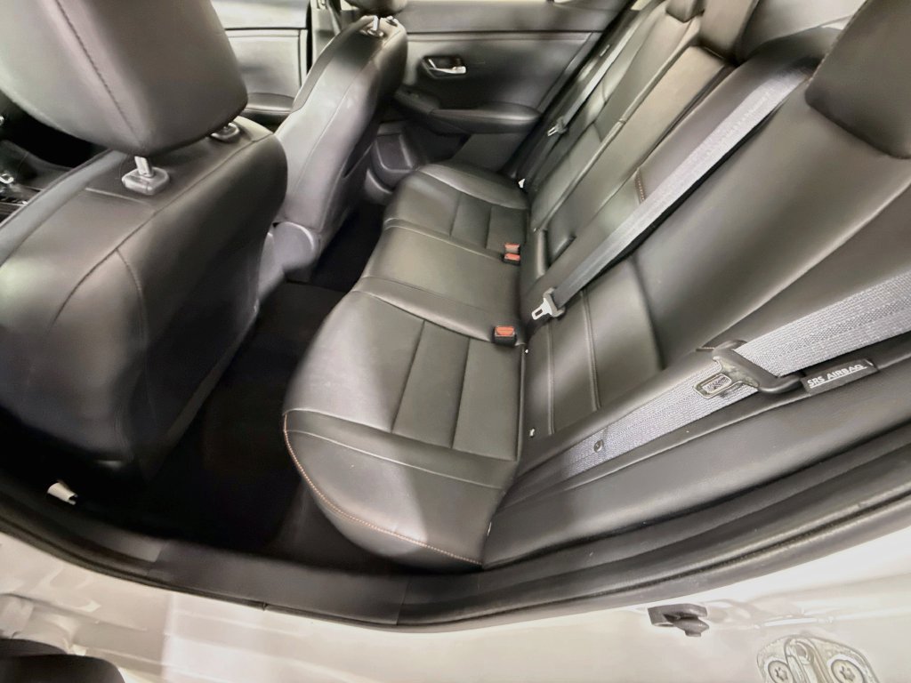 Used 2023 Nissan Sentra SR w/ SR Premium Package FWD image 29