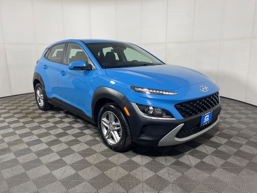 Used 2022 Hyundai Kona SE FWD image 2