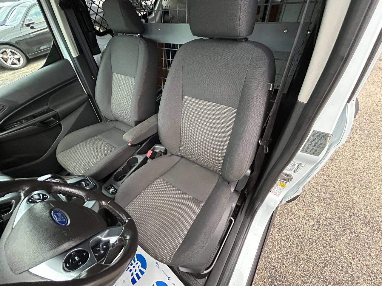 Used 2018 Ford Transit Connect XL image 13