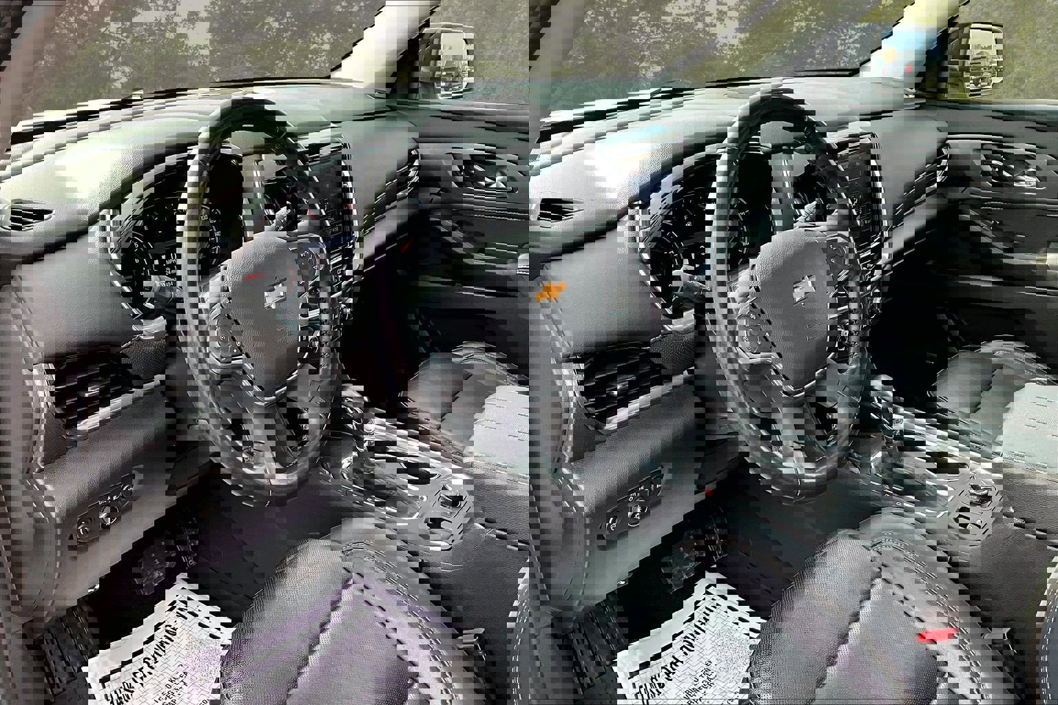 Used 2021 Chevrolet Traverse Premier w/ Redline Edition image 17