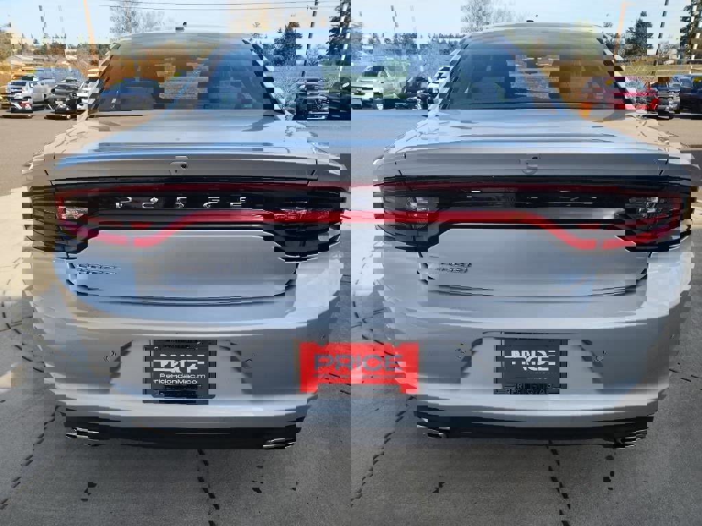 Used 2022 Dodge Charger SXT image 5