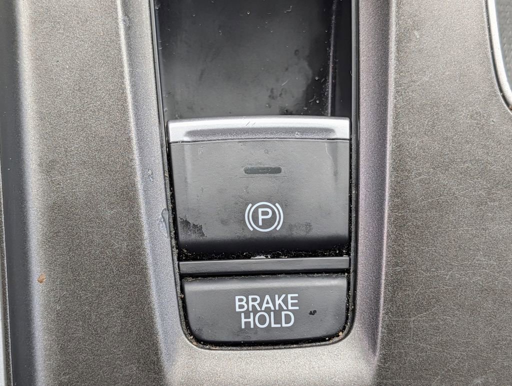 Used 2019 Honda Accord Sport image 15