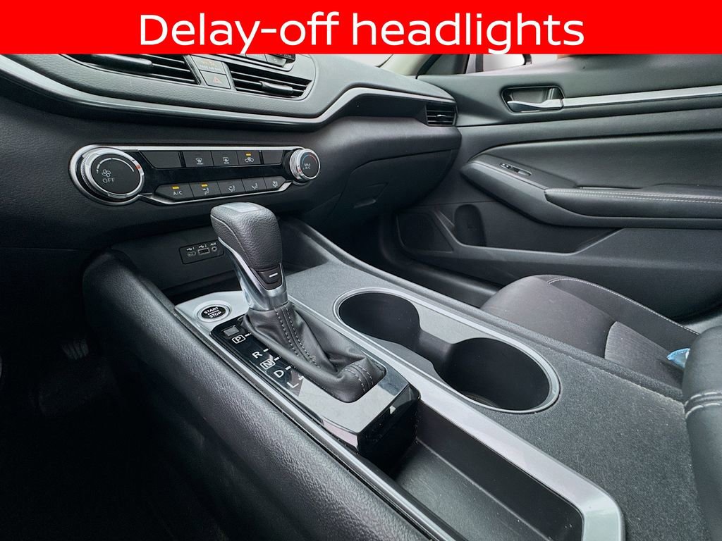 Used 2022 Nissan Altima 2.5 SV FWD image 14