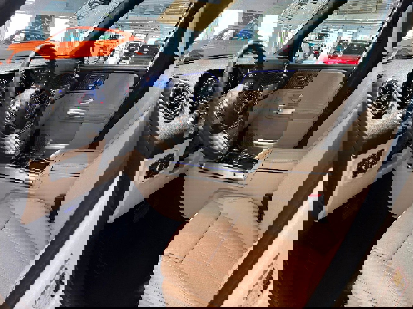 New 2025 Mercedes-Benz GLB 250 4MATIC image 7