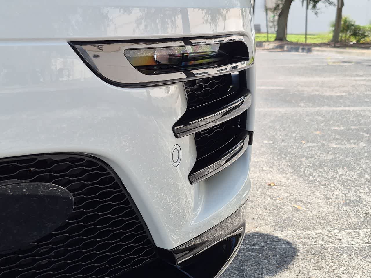 New 2026 Land Rover Range Rover Velar Belgravia AWD/4WD image 11