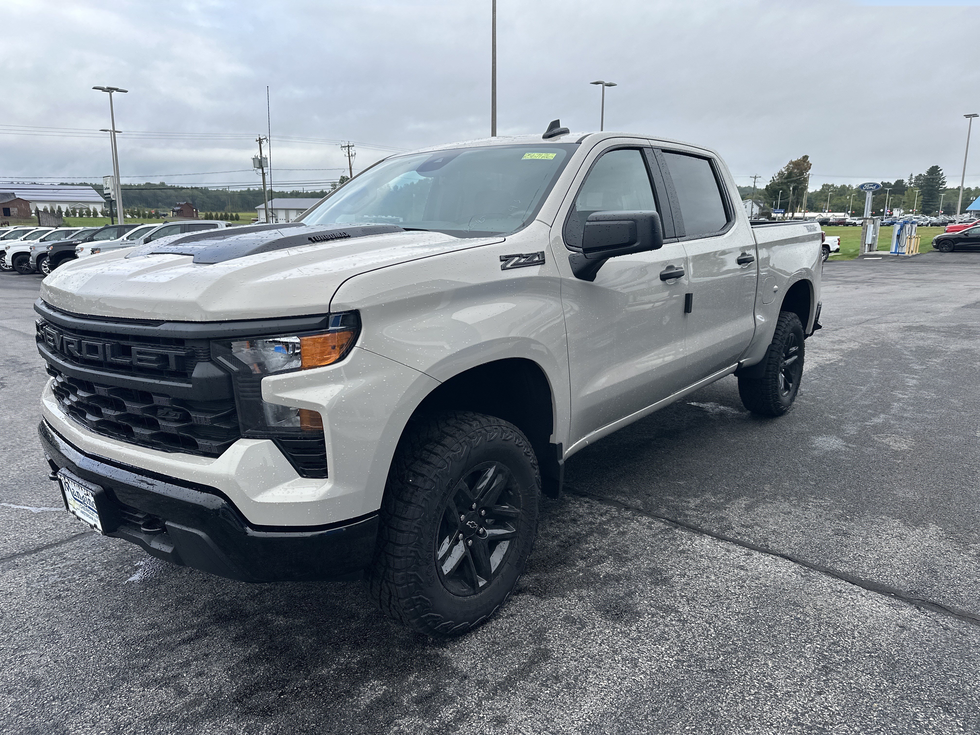 New 2026 Chevrolet Silverado 1500 Custom Trail Boss w/ Dark Appearance Package AWD/4WD image 3