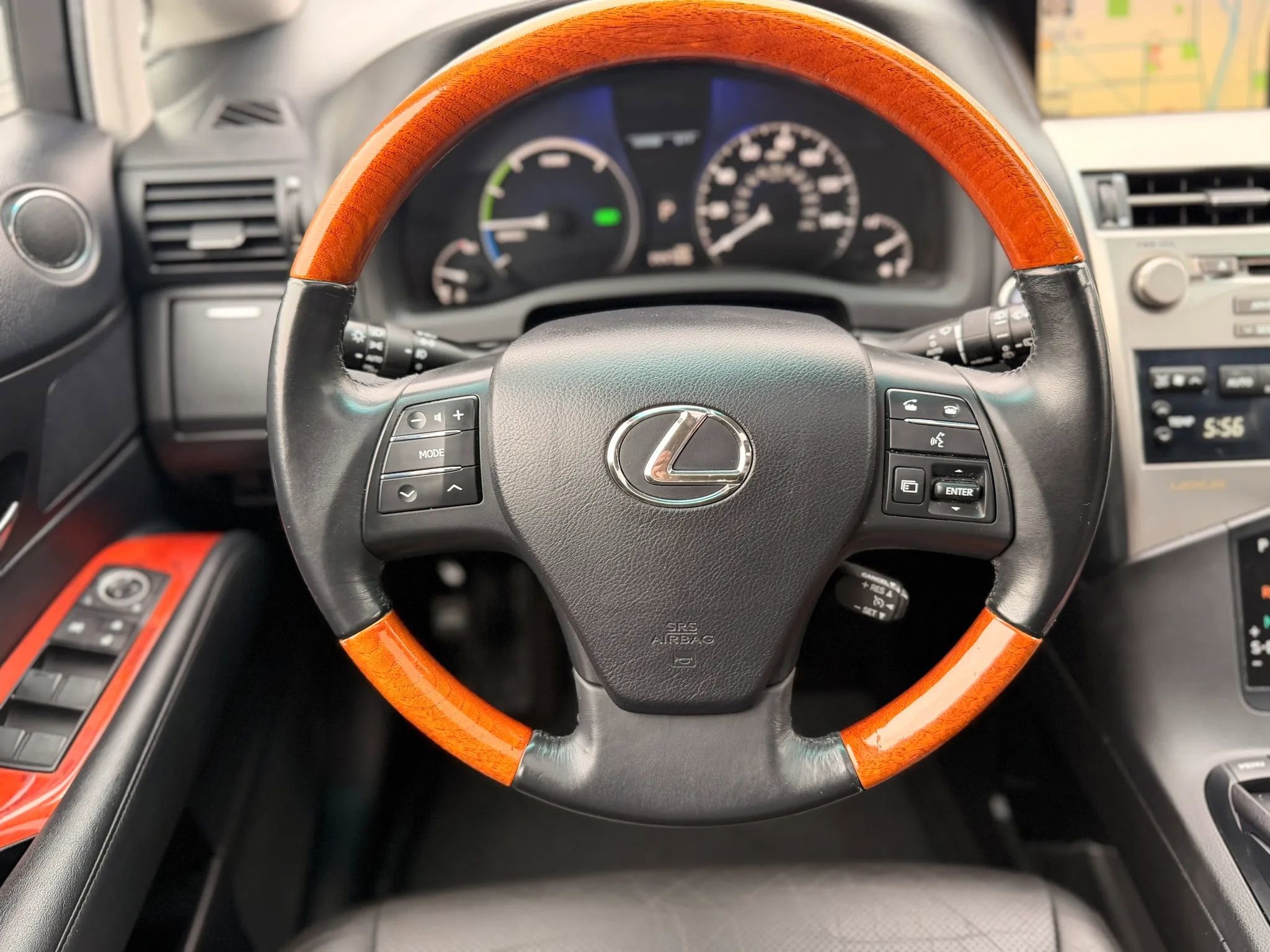 Used 2010 Lexus RX 450h AWD image 28