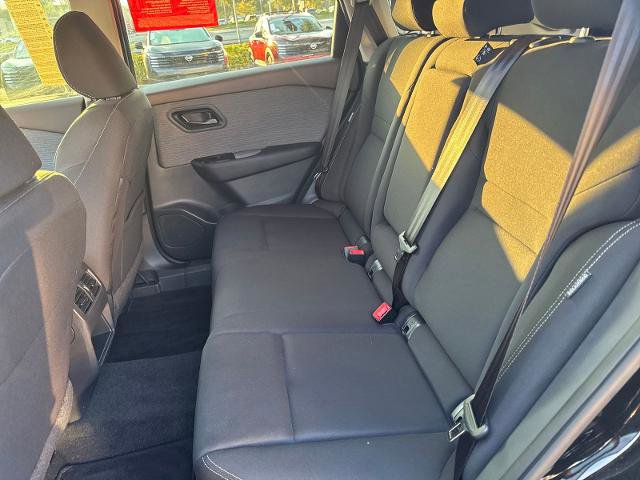 Certified 2023 Nissan Rogue S image 21