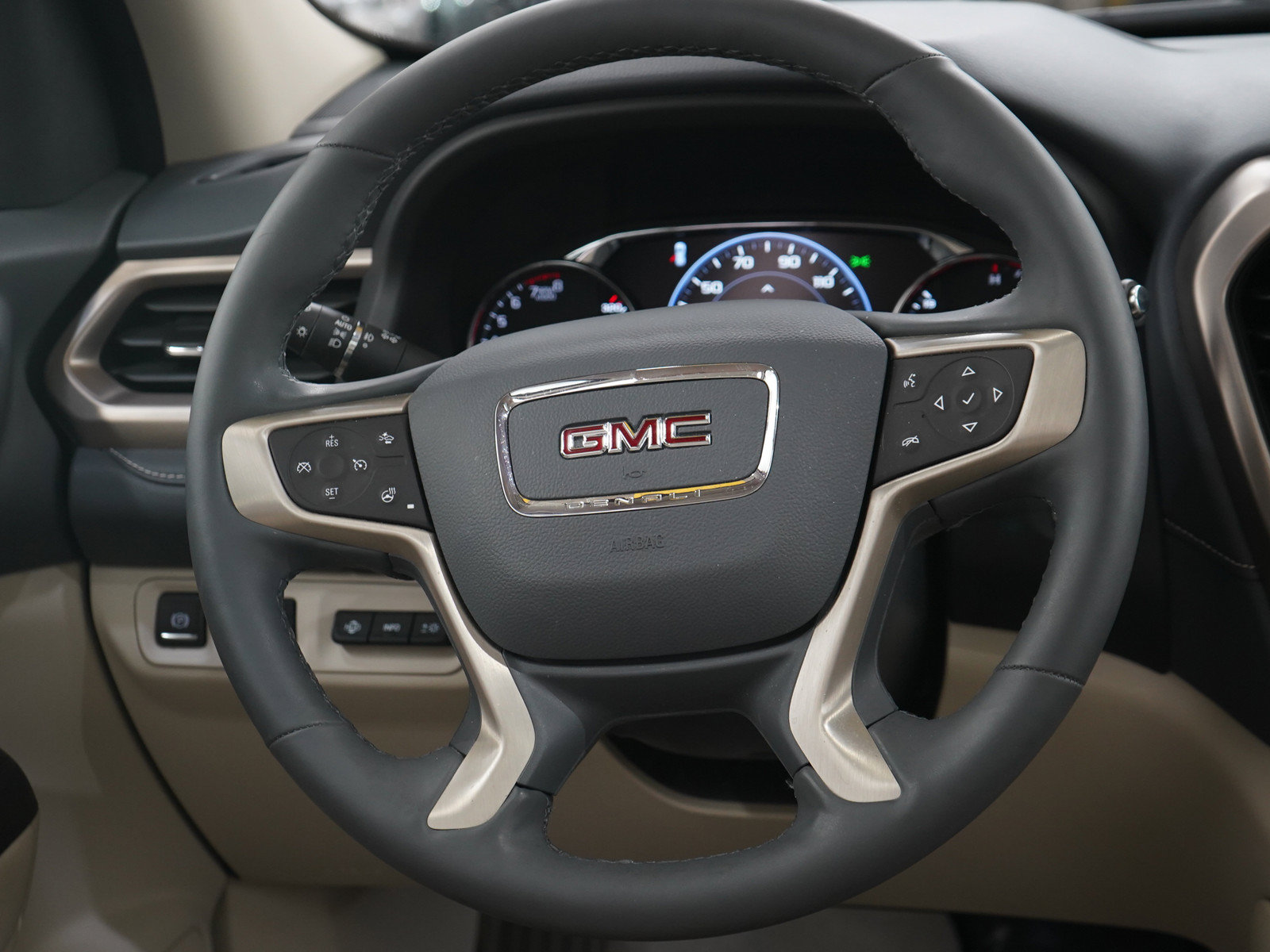 Used 2023 GMC Acadia Denali w/ Denali Ultimate Package AWD/4WD image 20