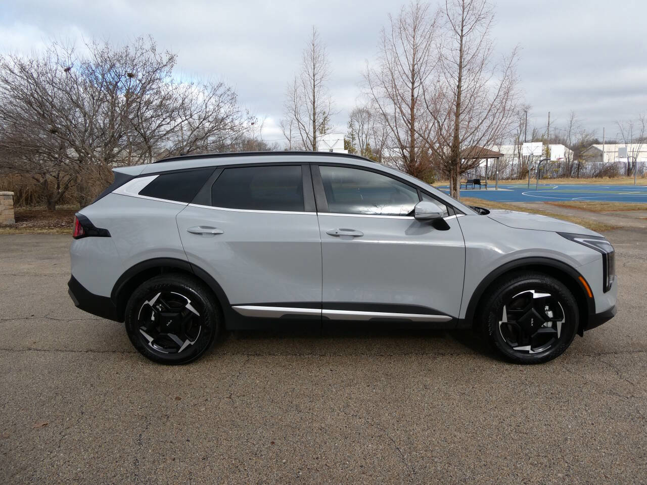 Used 2026 Kia Sportage EX w/ EX Panorama Roof Package image 4